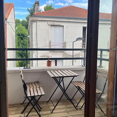 Apartment Spacious T4 With Parking Near Paris Saint-Denis (Seine-Saint-Denis)